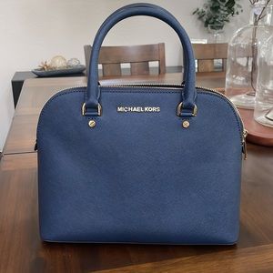 Michael Kors Medium Navy Satchel • Like New •